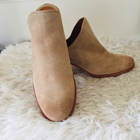 New Frye Suede Heeled Naomi Mules - Picture 8 of 9